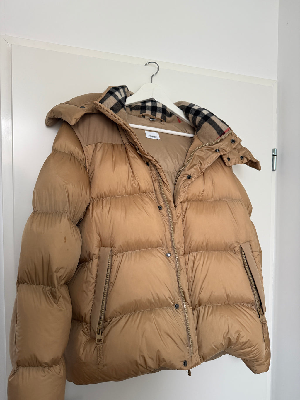 Burberry Detachable Sleeve Puffer Jacket